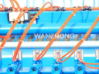 鋼筋網(wǎng)排焊機(jī) - 安平縣萬眾絲網(wǎng)制品有限公司
