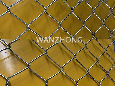 勾花網(wǎng)機(jī) - 安平縣萬眾絲網(wǎng)制品有限公司